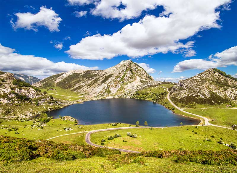 Descubre la maravilla natural de los Picos de Europa